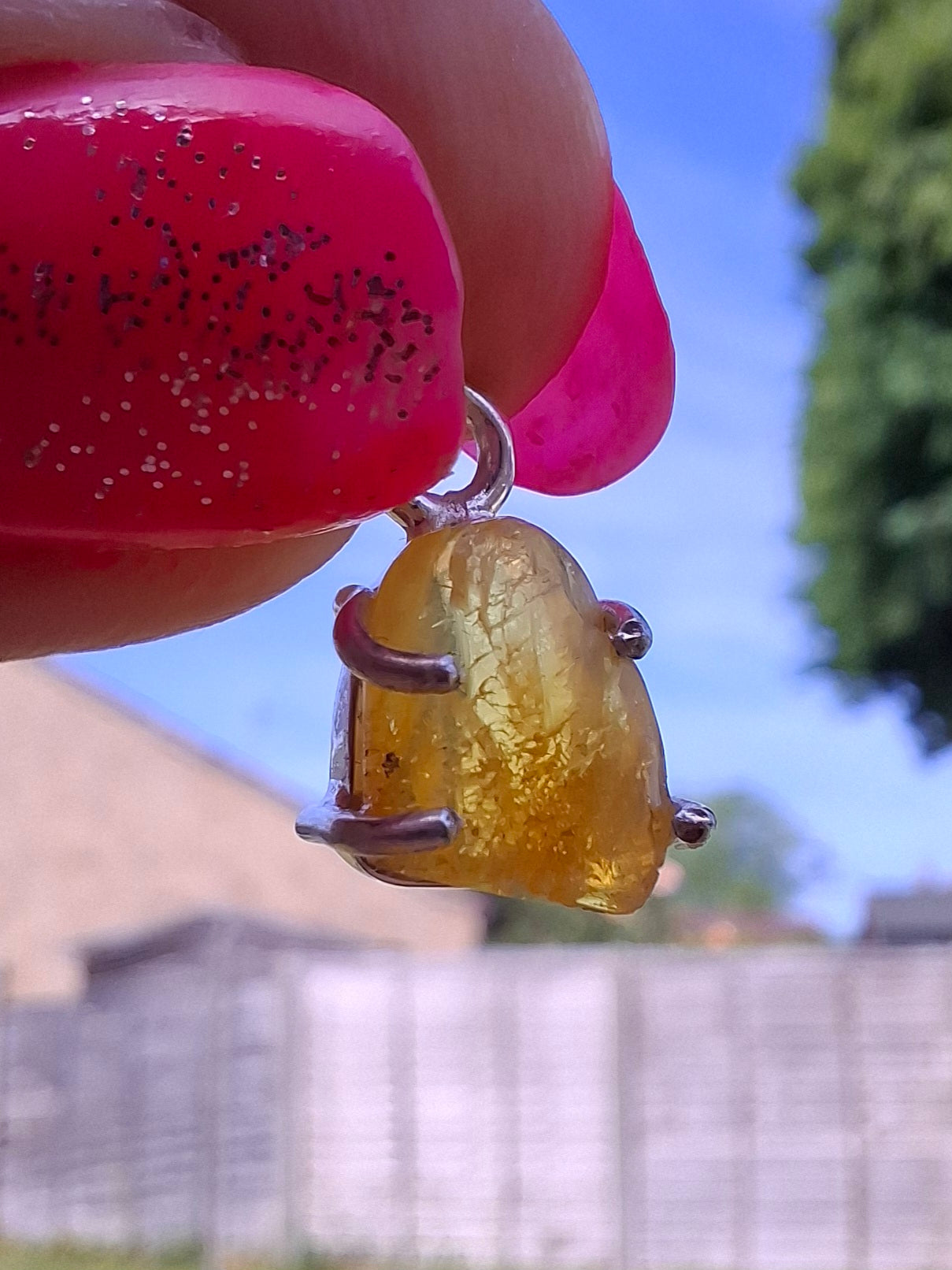 Baltic Amber Pendant, 925 Silver, Fossil (Ref: AP19)