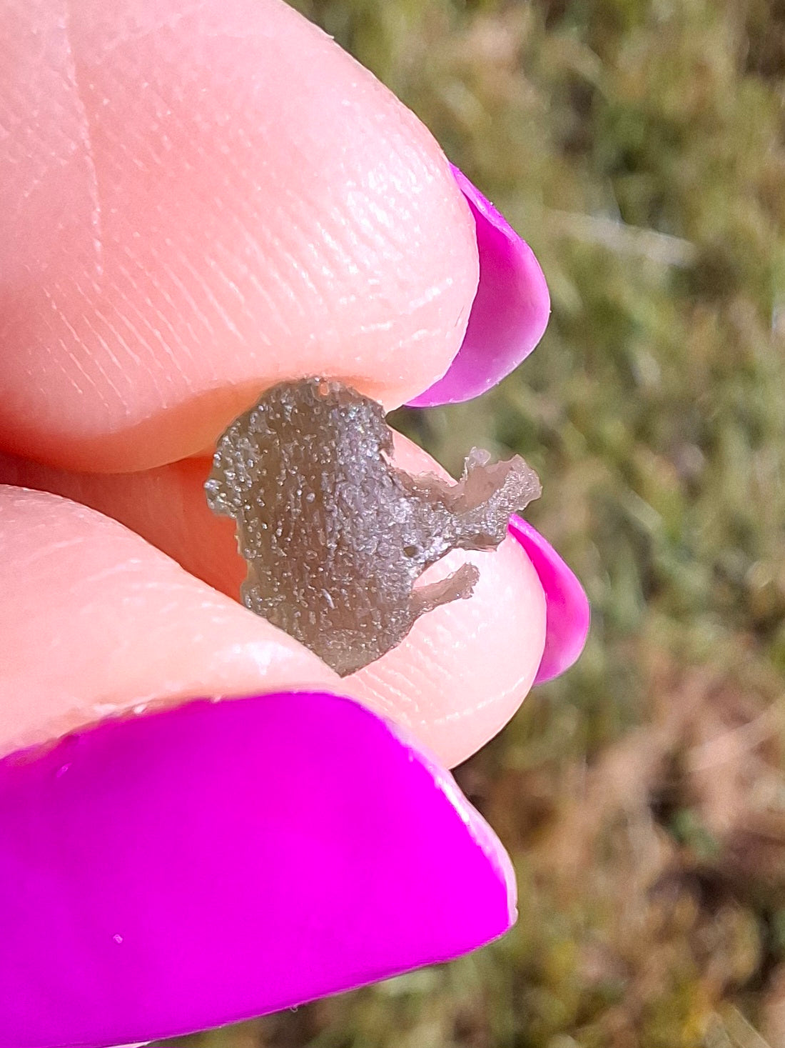 Moldavite Piece, 0.53g, Tektite (Ref: 1446)
