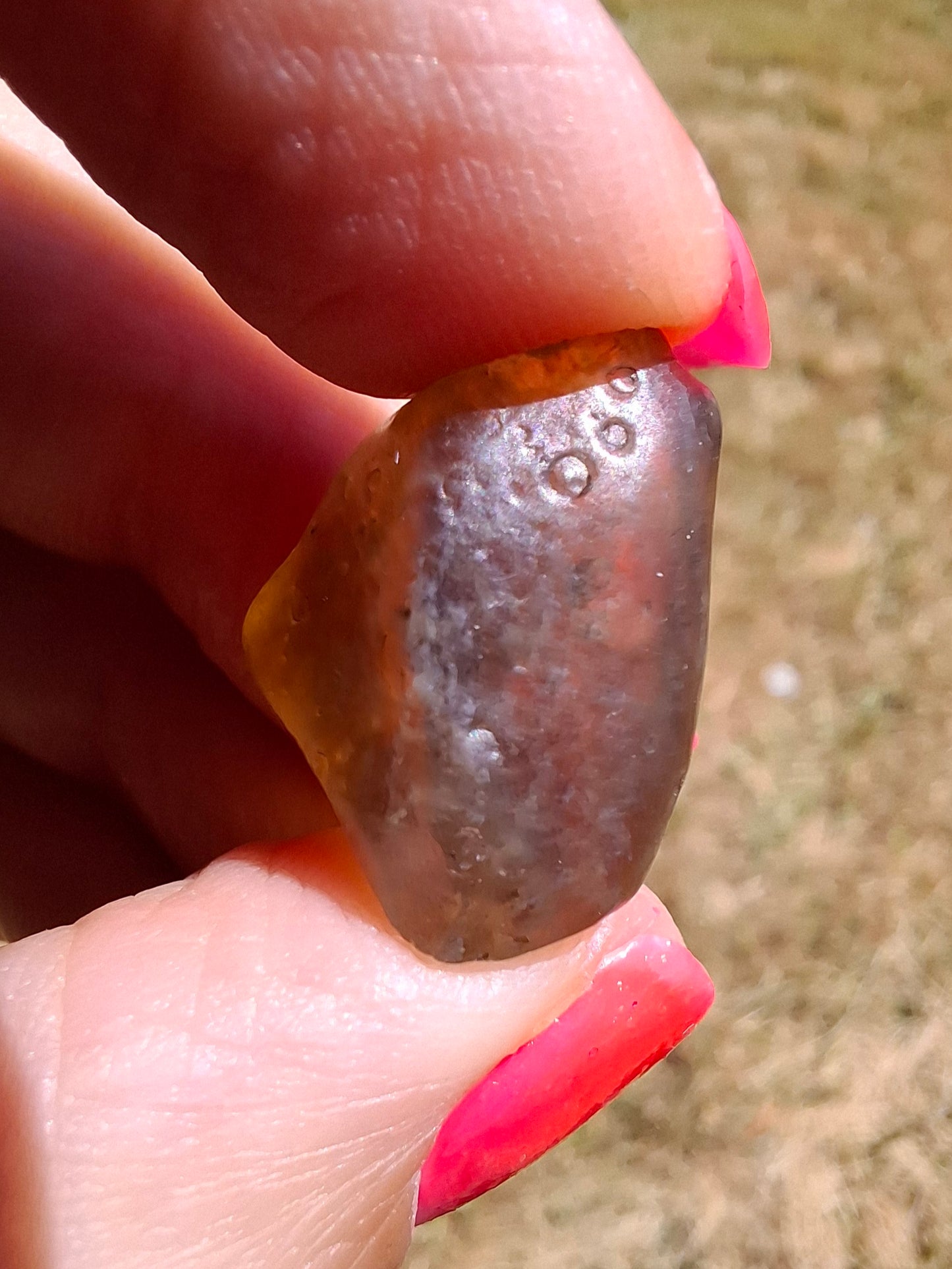 Libyan Desert Glass (darker) Piece, 4.43g, Tektite (Ref: L1361)