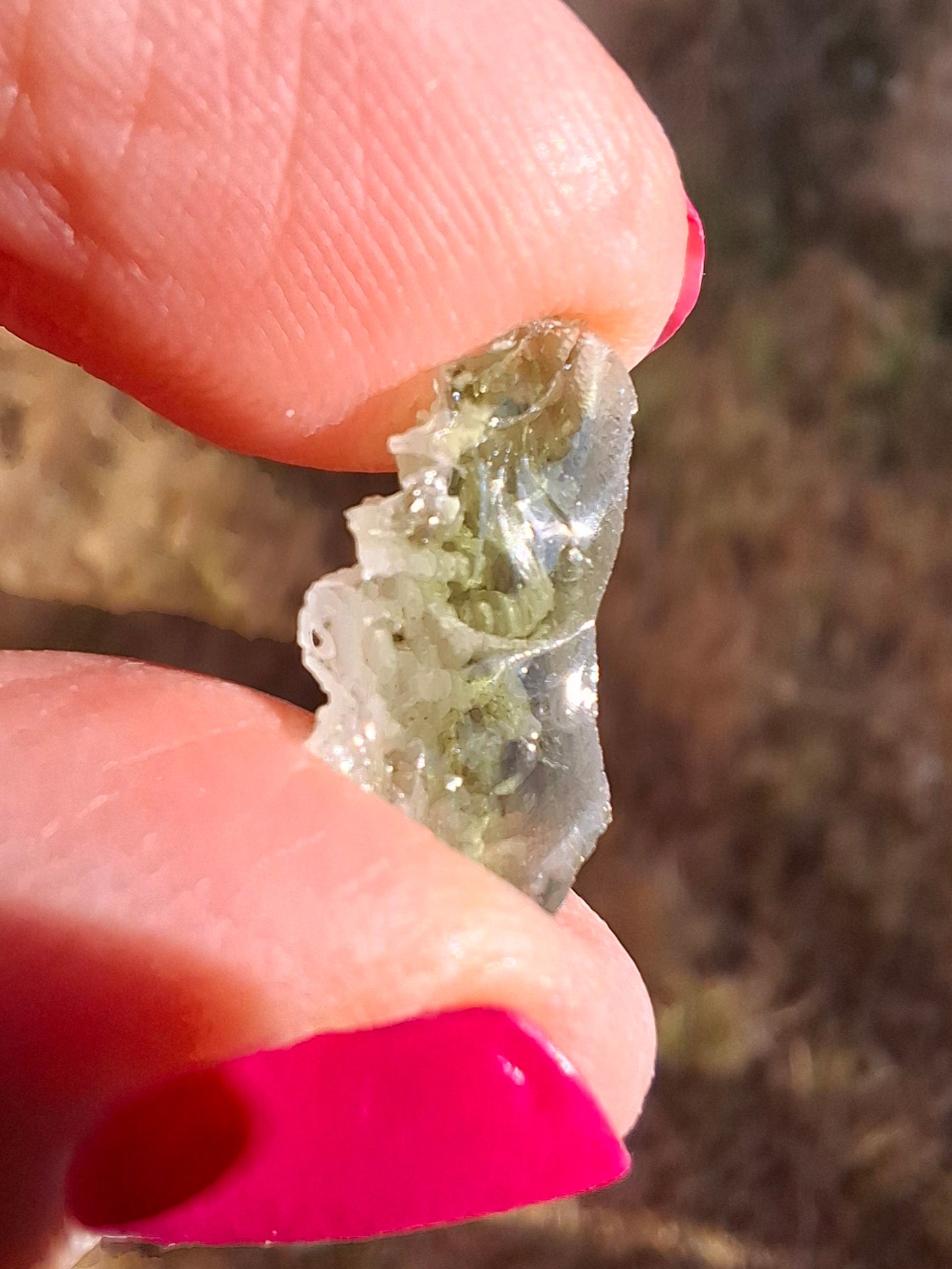 Moldavite Piece, SNOWFLAKE, FROSTED, BRUSNA, 0.44g, Tektite (Ref: 1497)