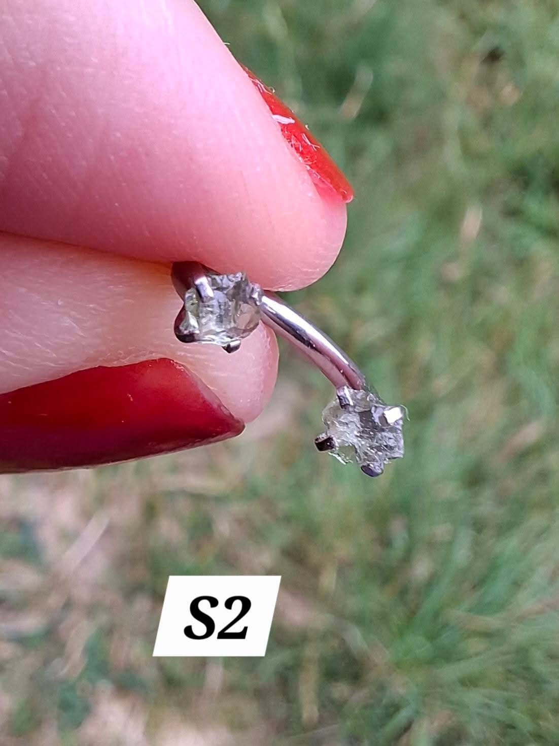 Moldavite (raw) HORSESHOE SEPTUM RING, 16G, Surgical steel, Tektite (Ref: S2)