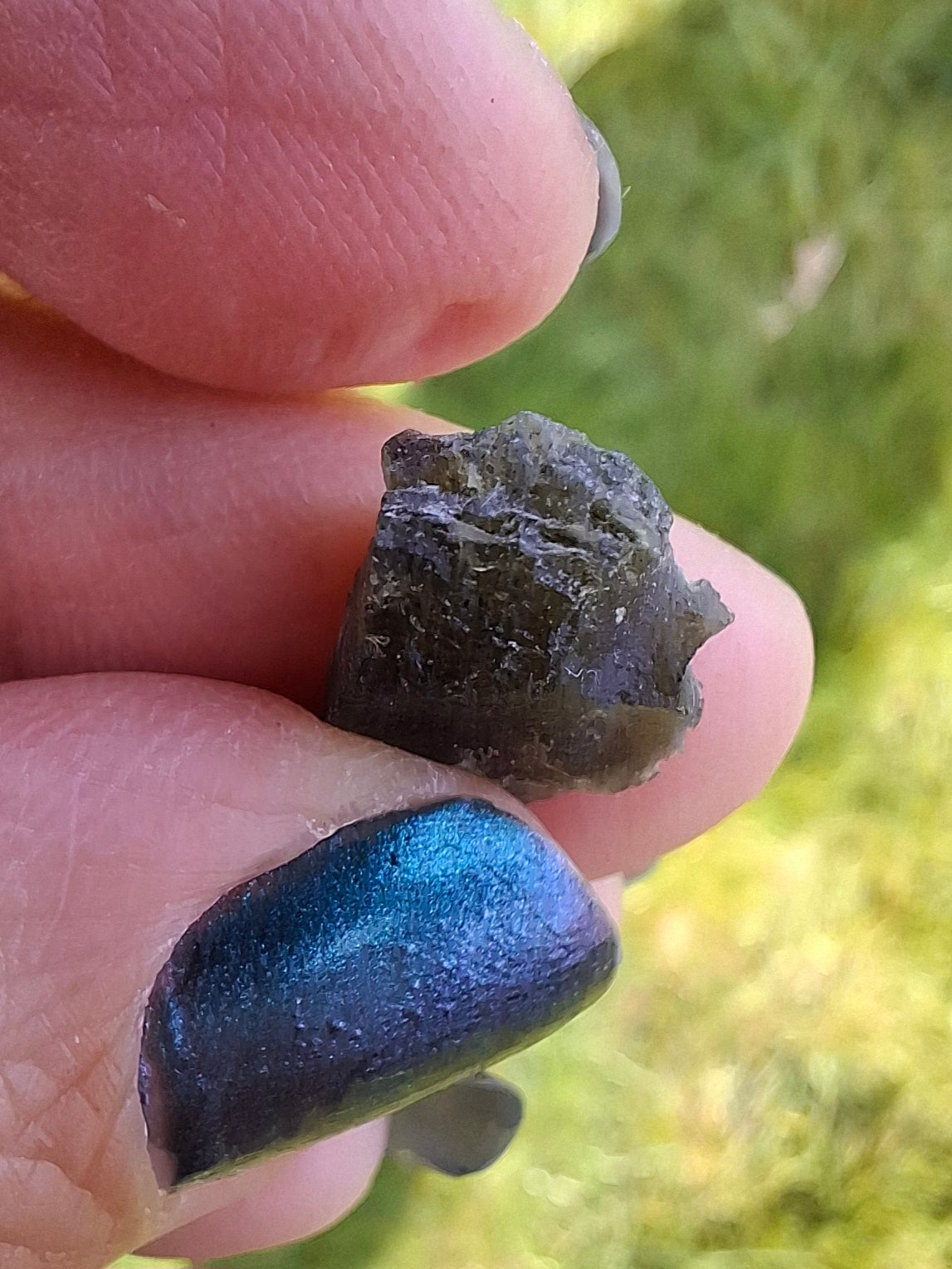 Moldavite Piece, 1.16g, Tektite (Ref: 1393)