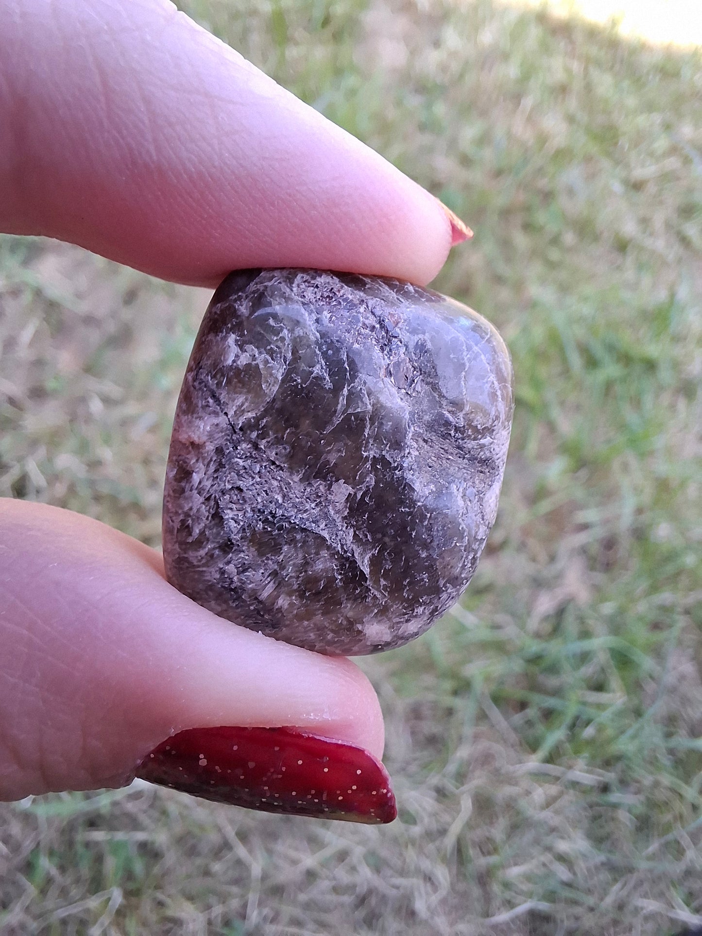Labradorite, Tumble Stone, Crystal (Ref: T210)
