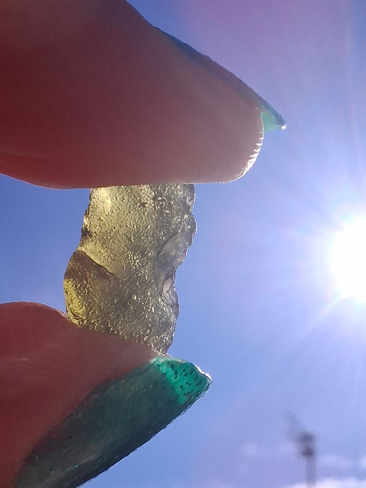 Moldavite Piece, 0.93g, Tektite (Ref: 1415)