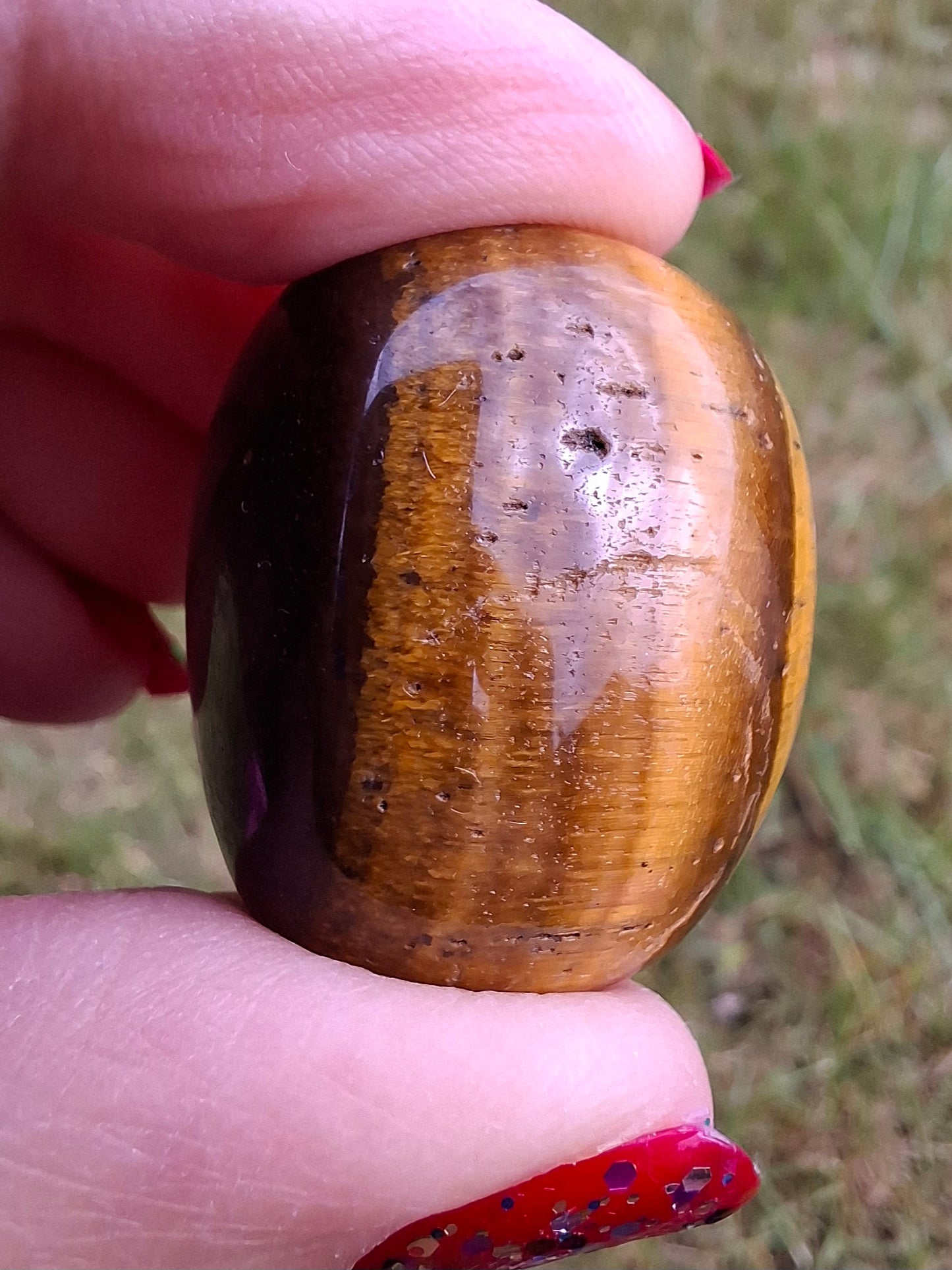 Tigers Eye, Tumble Stone, Crystal (Ref: T128)
