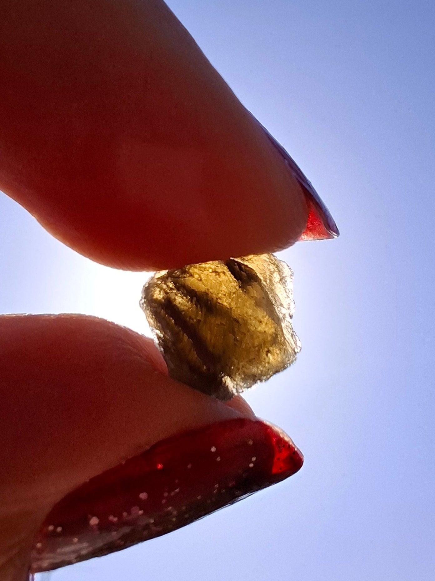 Moldavite Piece, 0.59g, Tektite (Ref: 1472)