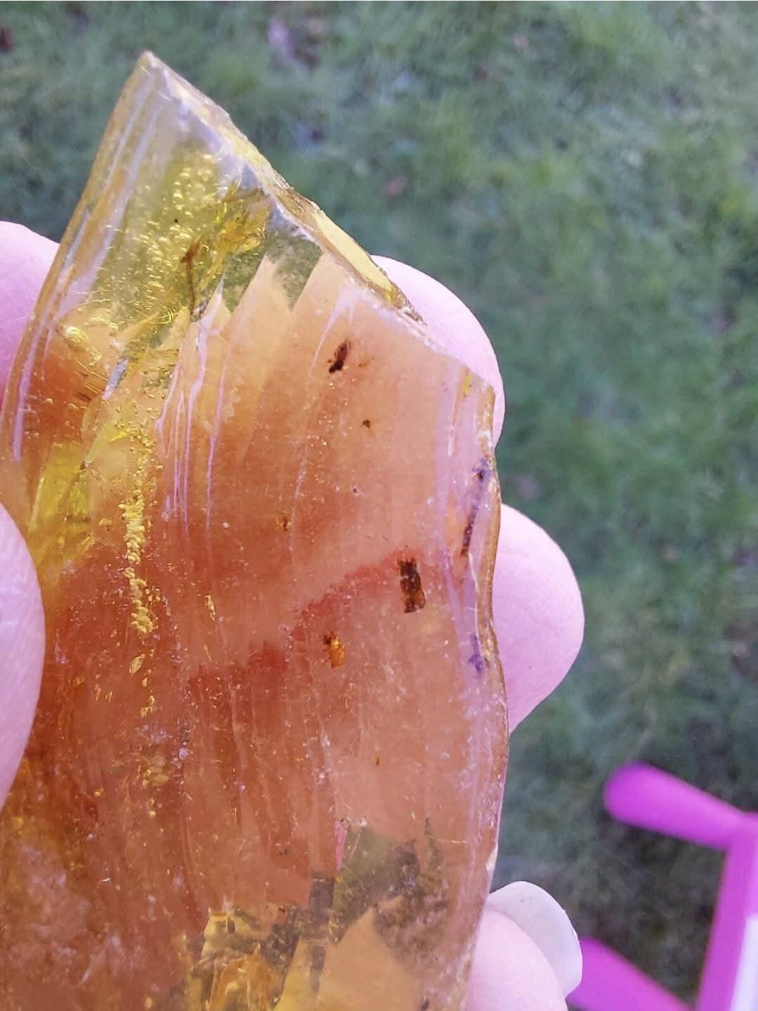 Copal Young Amber with INSECTS inside, 6.42g, Fossil (Ref: CA38)