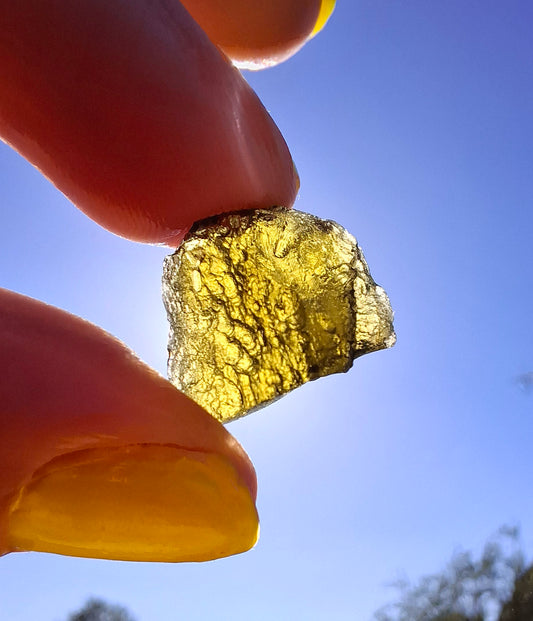Moldavite Piece, 2.22g, Tektite (Ref: 1514)