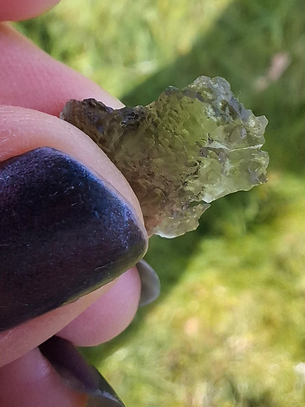 Moldavite Piece, 0.80g, Tektite (Ref: 1397)