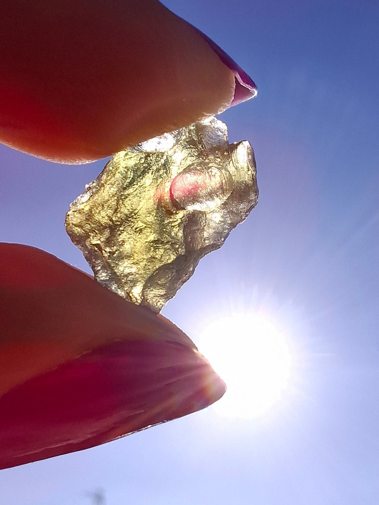 Moldavite Piece, 0.82g, Tektite (Ref: 1454)