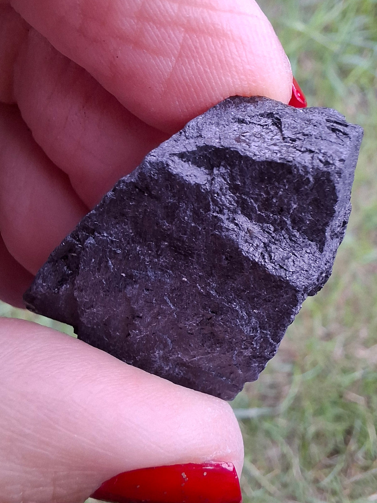 Black Tourmaline RAW, 11.27g, Crystal (Ref: RBT15)