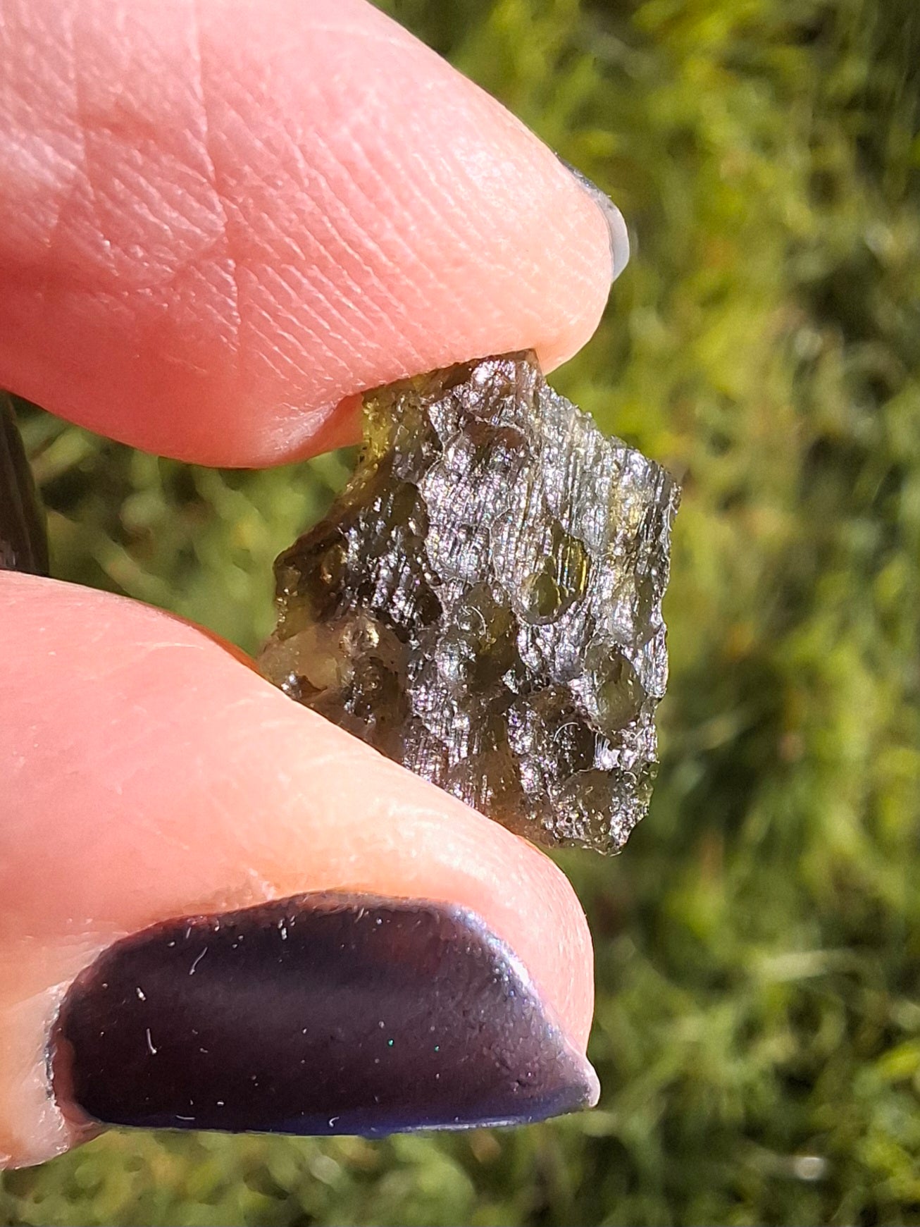 Moldavite Piece, 0.65g, Tektite (Ref: 1382)