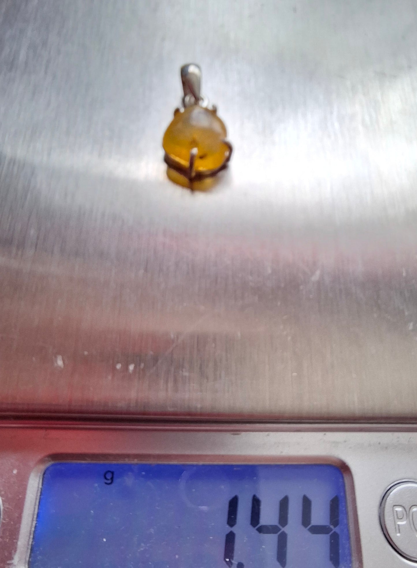 Baltic Amber Pendant, 925 Silver, Fossil (Ref: AP20)