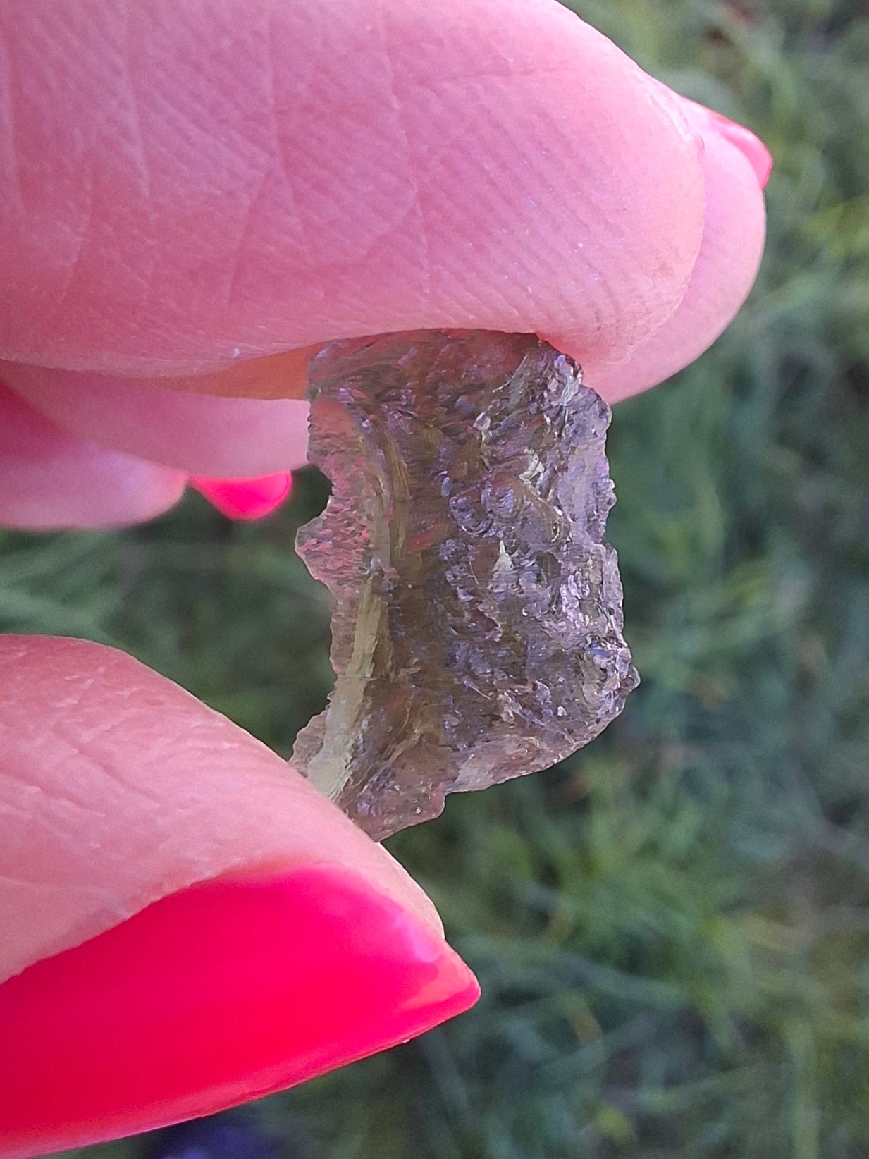 Moldavite Piece, 0.60g, Tektite (Ref: 1403)