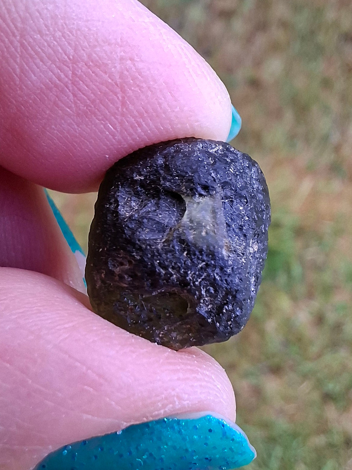 Moldavite Piece, 2.34g, Tektite (Ref: 1414)