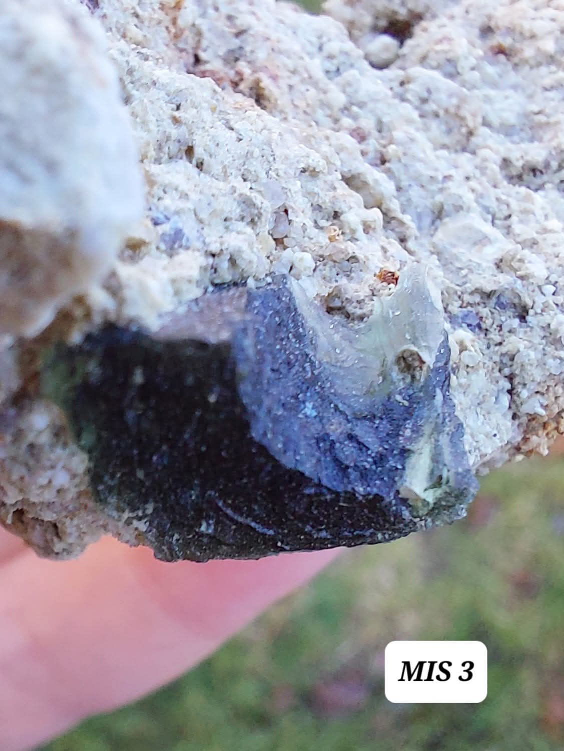 Moldavite In-Situ (in matrix), Besednice, Est- 3g, Tektite (Ref: MIS3)