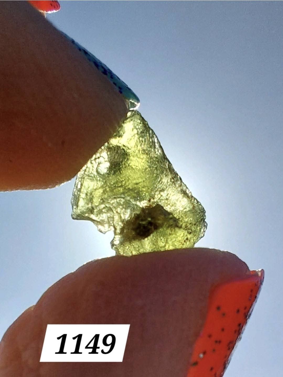 Moldavite Piece, 0.64g, Tektite (Ref: 1149)
