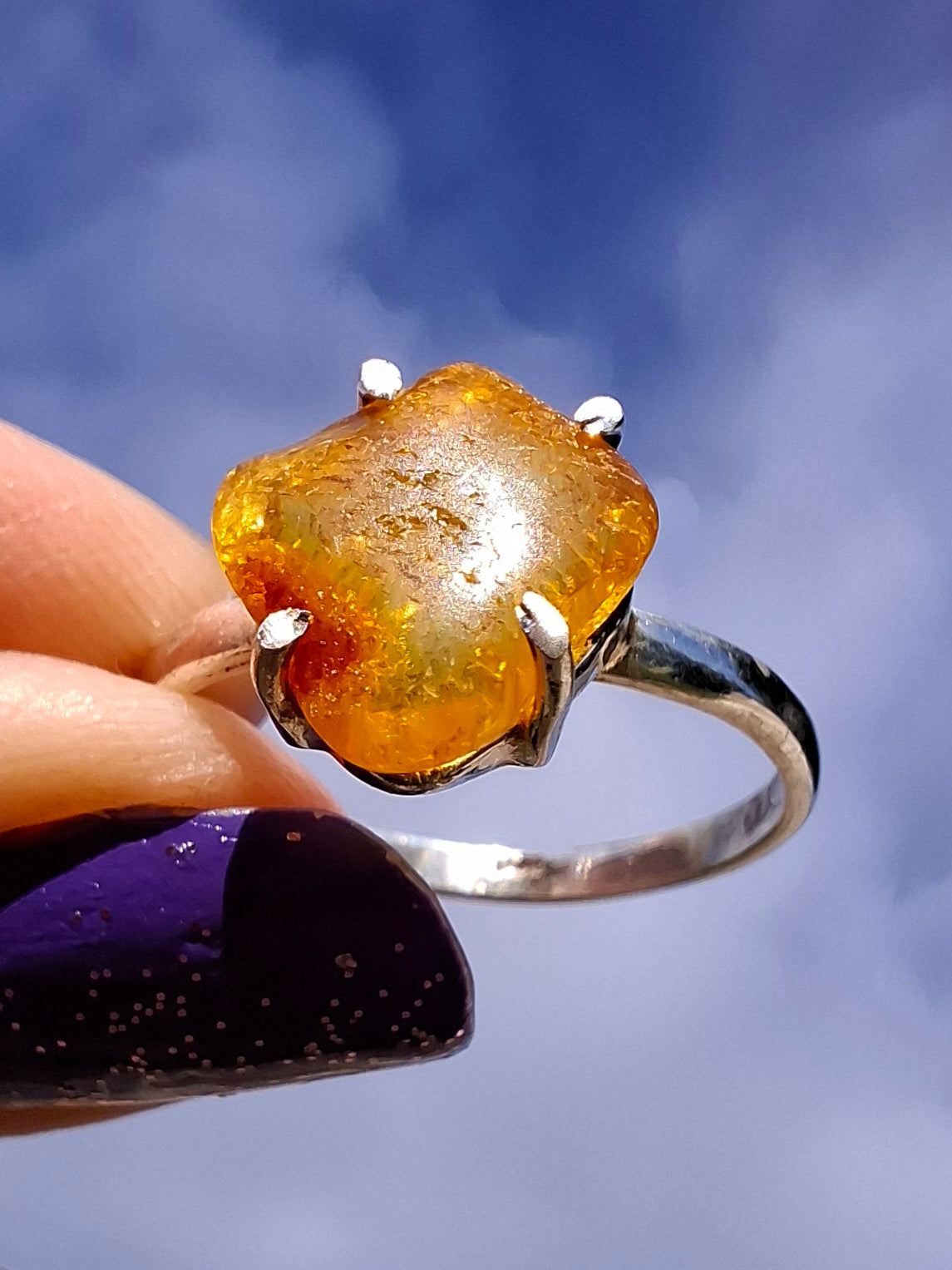 Baltic Amber Ring, size large R, 925 Silver, Fossil (Ref: AR16)