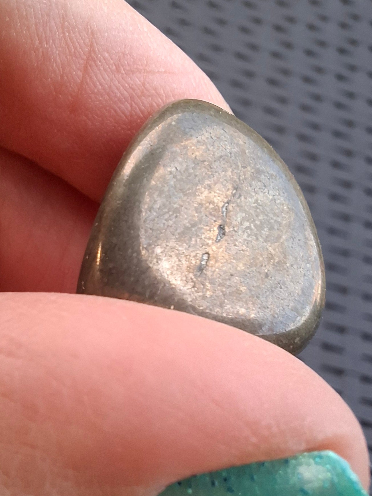 Apache Gold Tumble Stone, Crystal (Ref: T230)