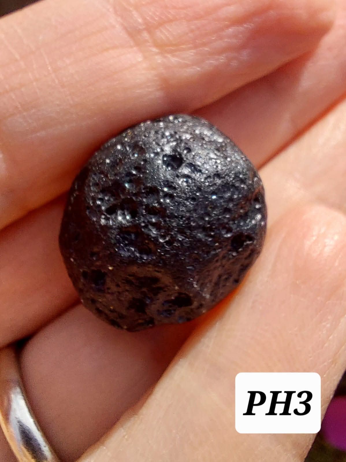 Philippinite (Rizalite), 9.75g, Tektite
