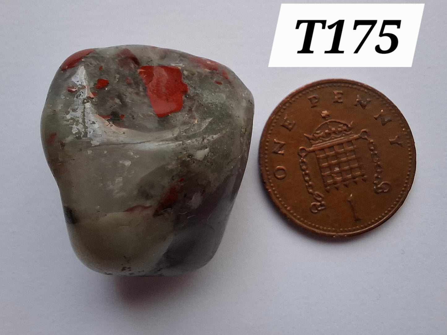 African Blood Stone, Tumble Stone, Crystal (Ref: T175)