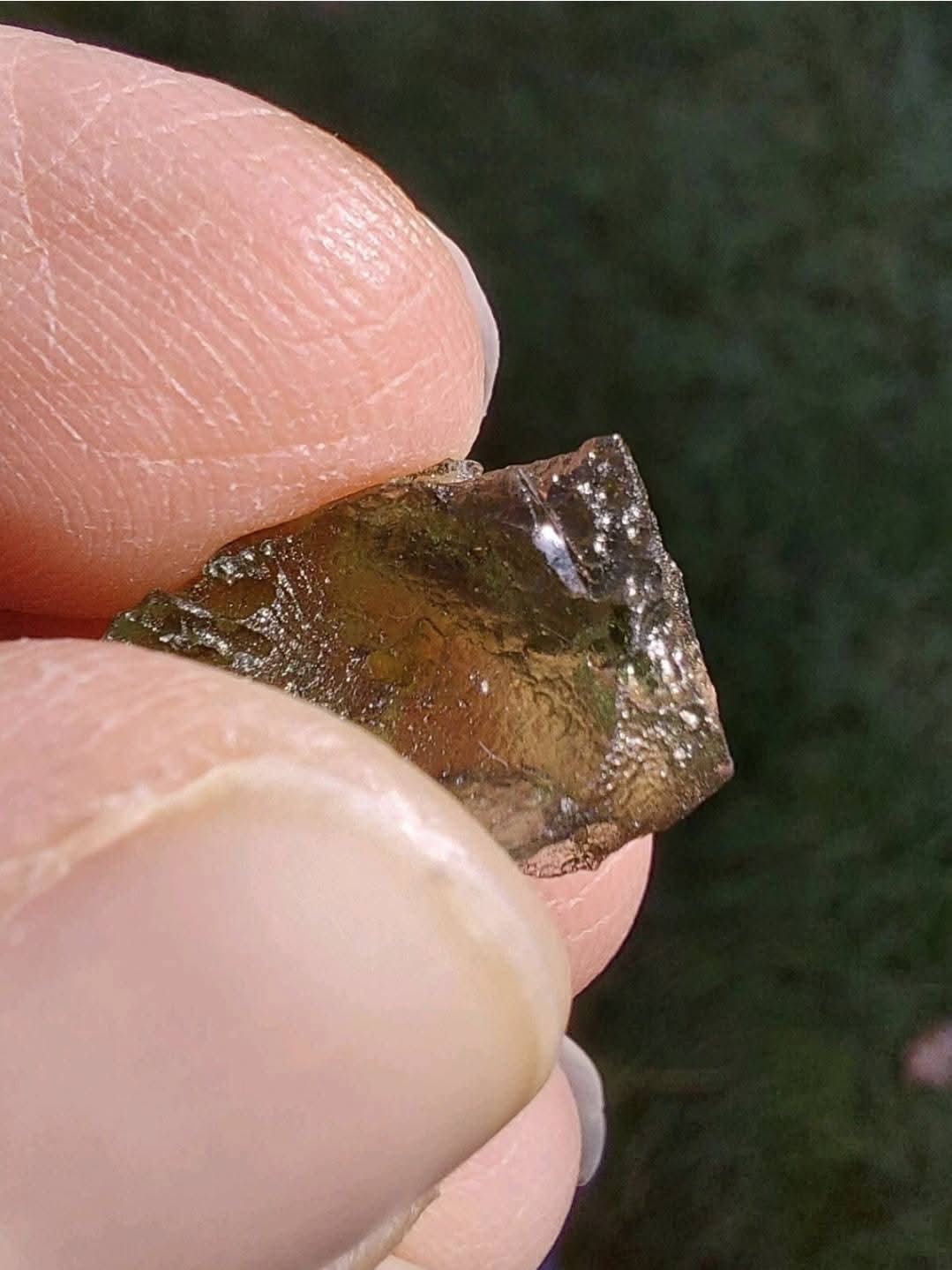 Moldavite Piece, 0.91g, Tektite (Ref: 924)