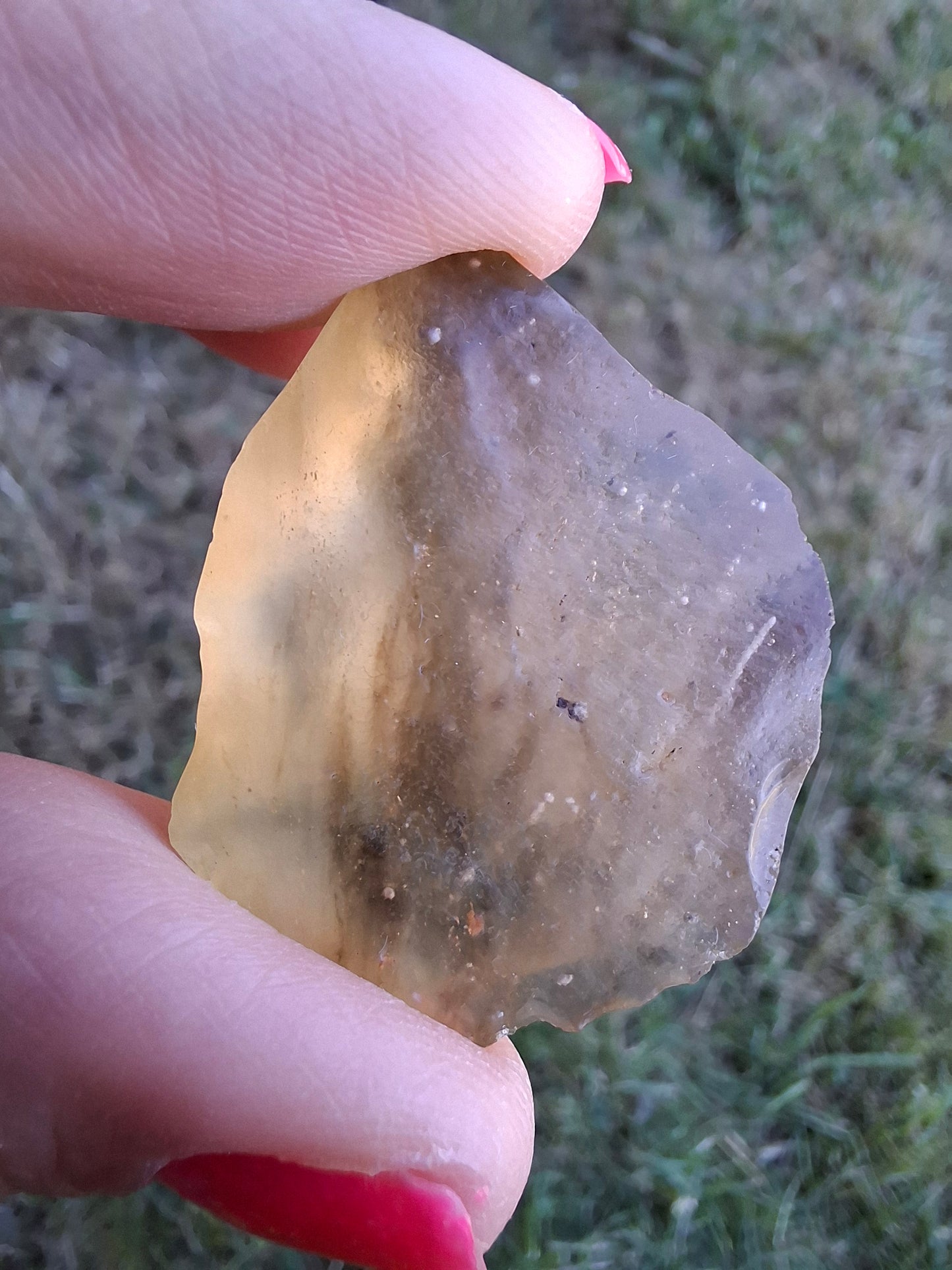 Libyan Desert Glass (darker) Piece, 12.00g, Tektite (Ref: L1377)