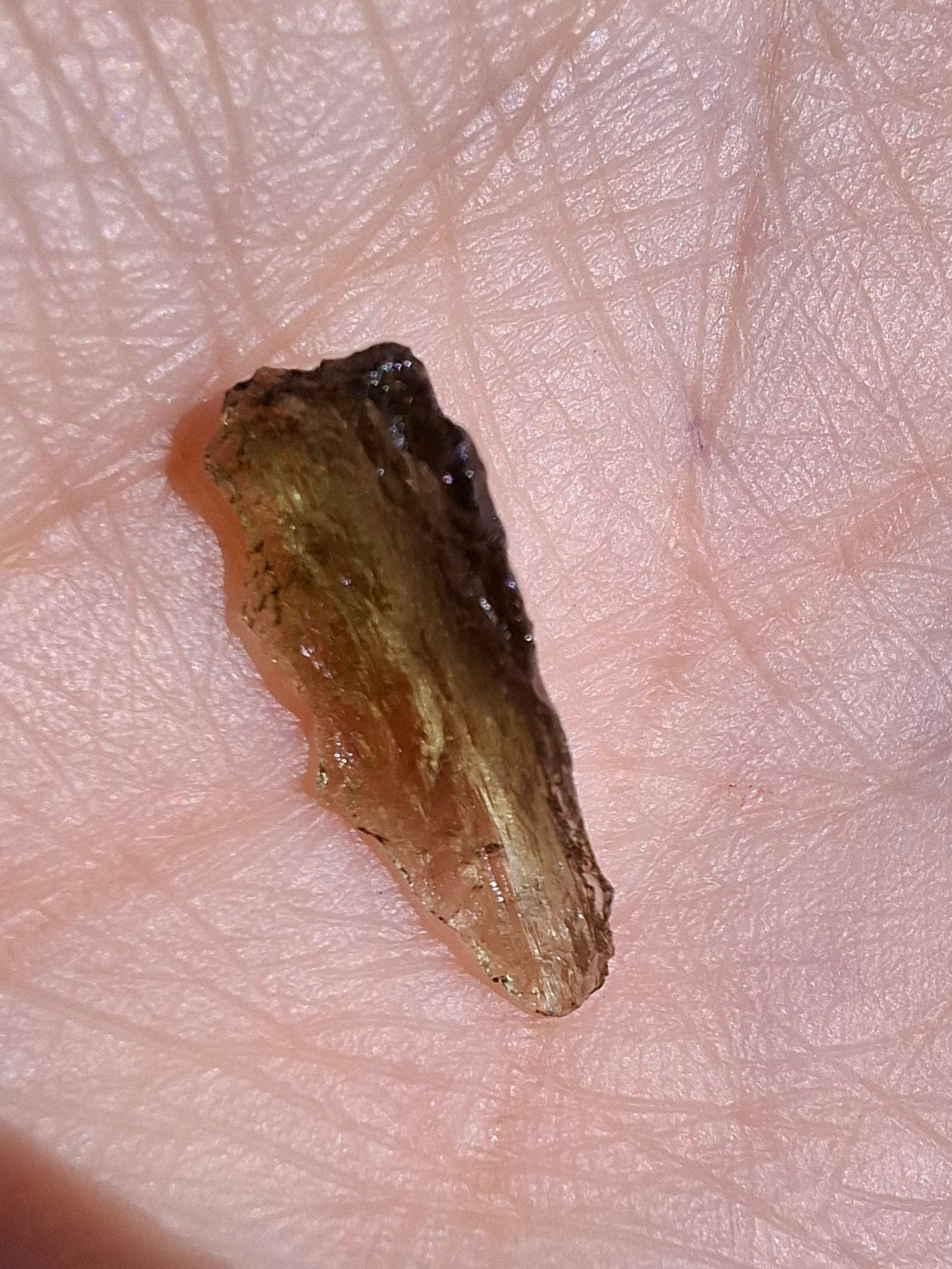 Moldavite small Piece, 0.34g, Tektite (Ref: 1421)