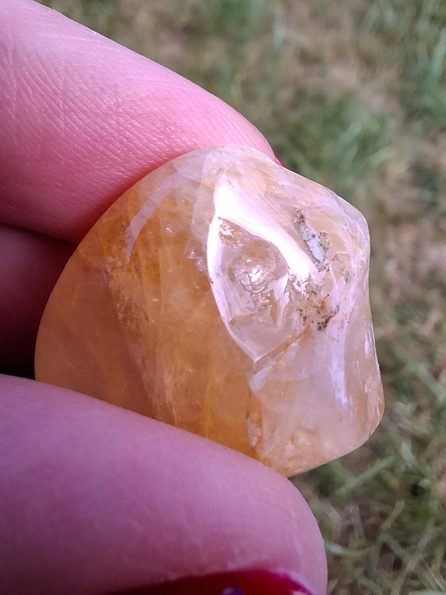 Golden Healer, Tumble Stone, Crystal (Ref: T194)