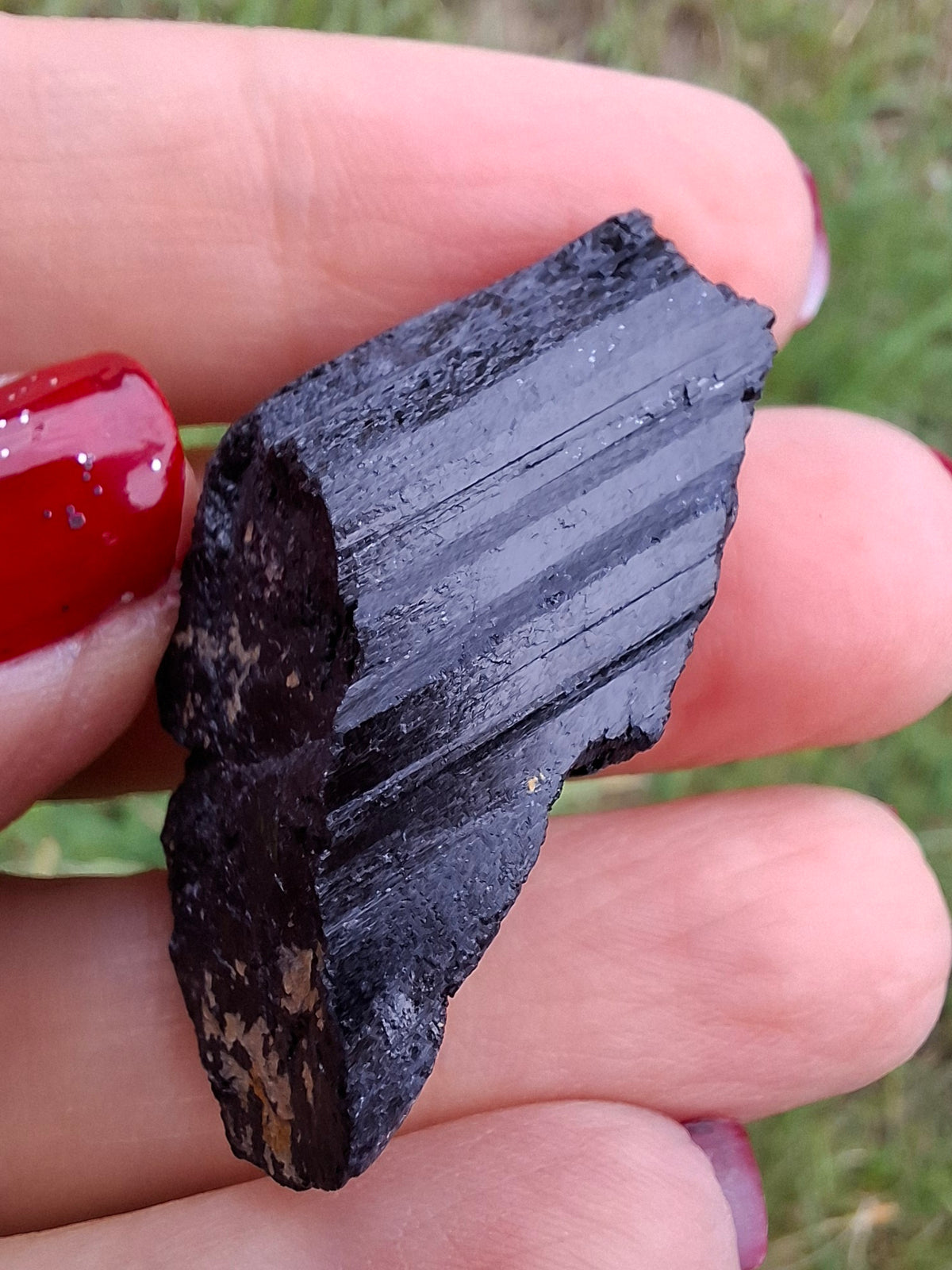 Black Tourmaline RAW, 14.77g, Crystal, (Ref: RBT1)
