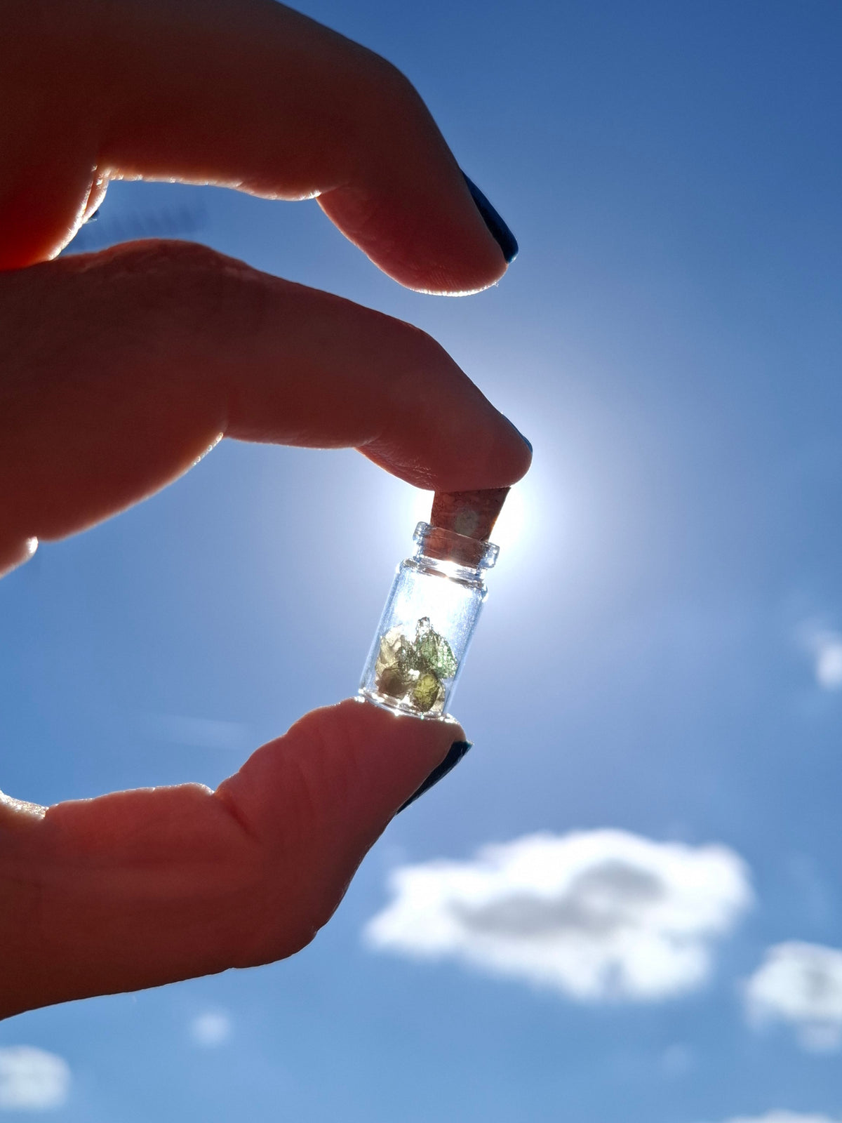 Moldavite Chips (0.50g) in 1ml Bottle, Tektite (Ref; B26)