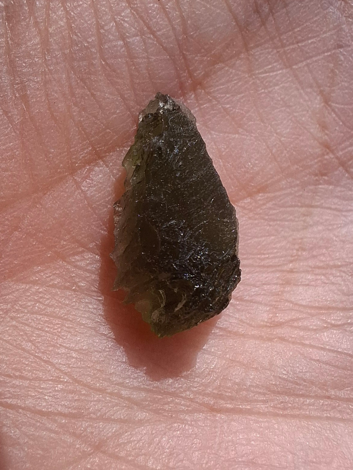 Moldavite Piece, 0.98g, Tektite (Ref: 1388)