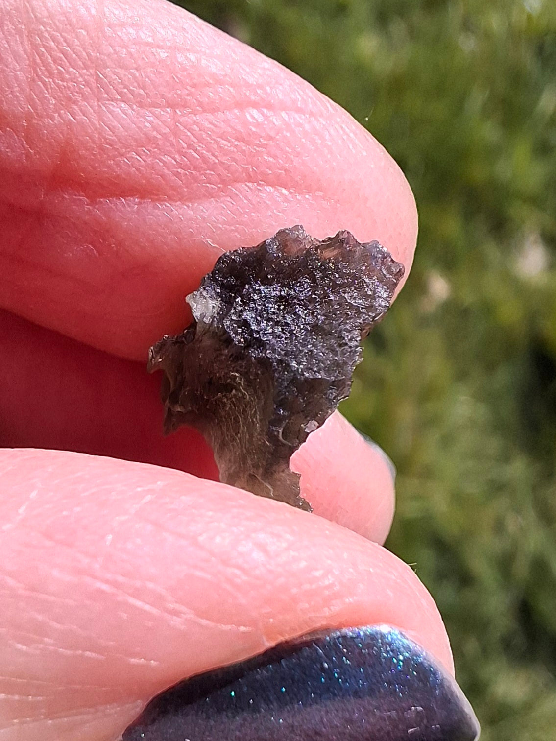 Moldavite Piece, 0.85g, Tektite (Ref: 1396)