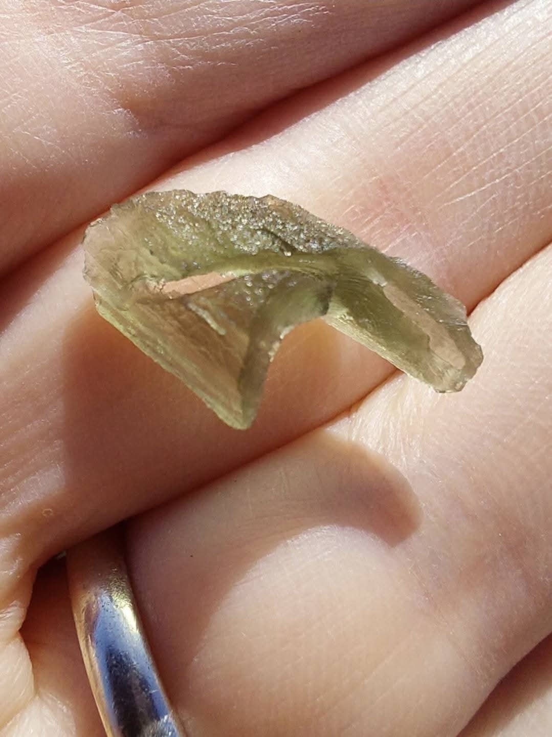 Moldavite Piece, 0.63g, Tektite (Ref: 1098)