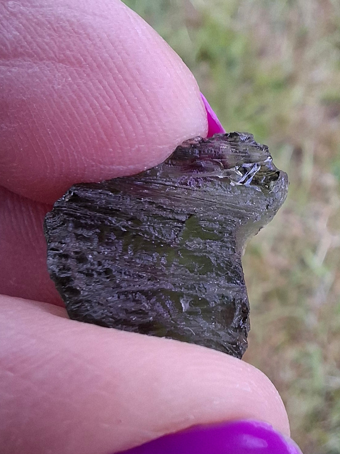 Moldavite Piece, 1.92g, Tektite (Ref: 1426)