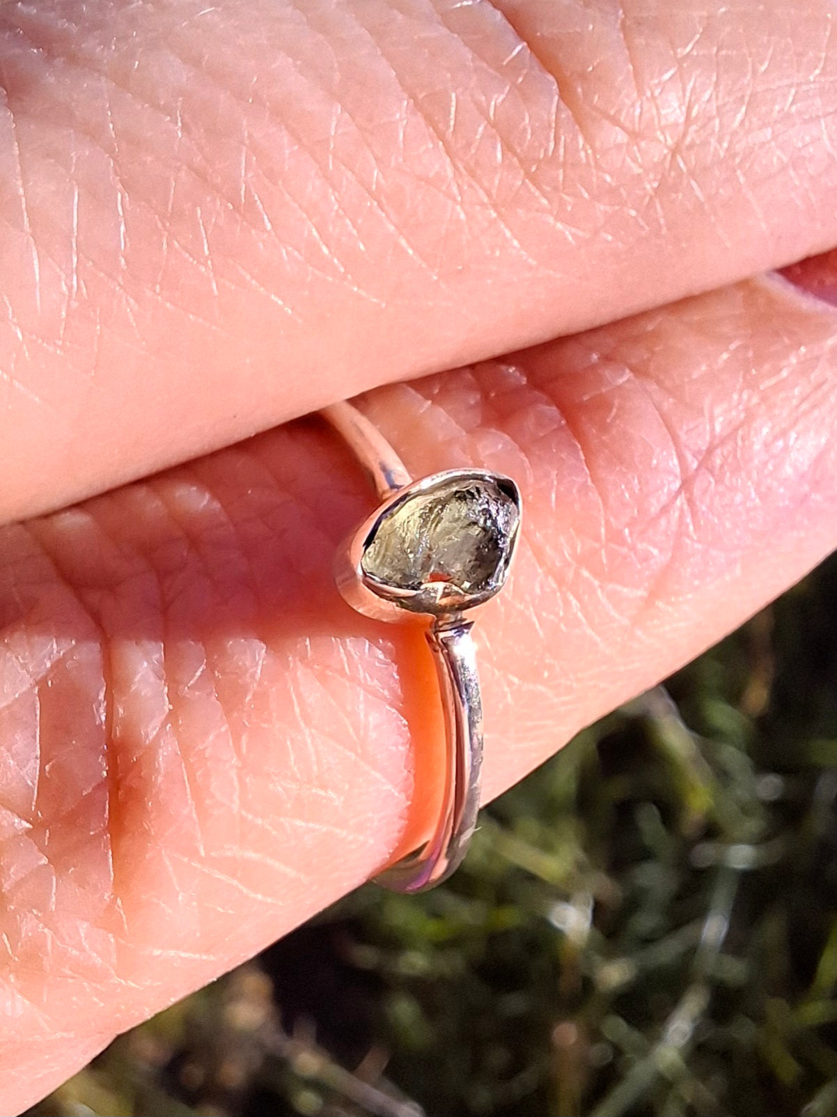 Moldavite Ring, size large M, 925 Silver, Tektite (Ref: R51)