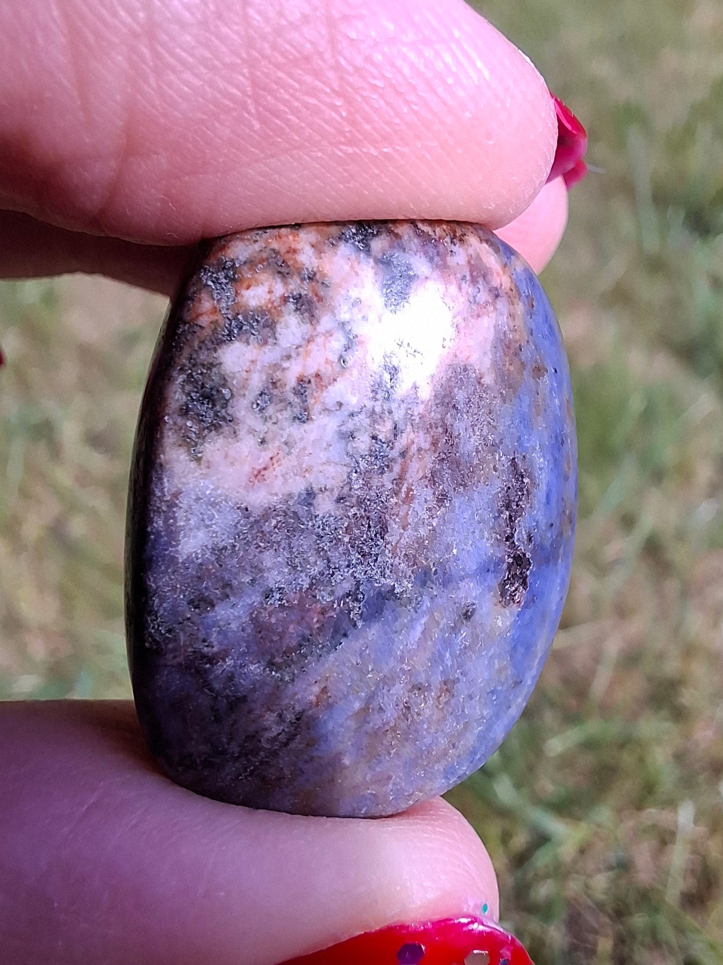 Sodalite, Tumble Stone, Crystal (Ref: T155)