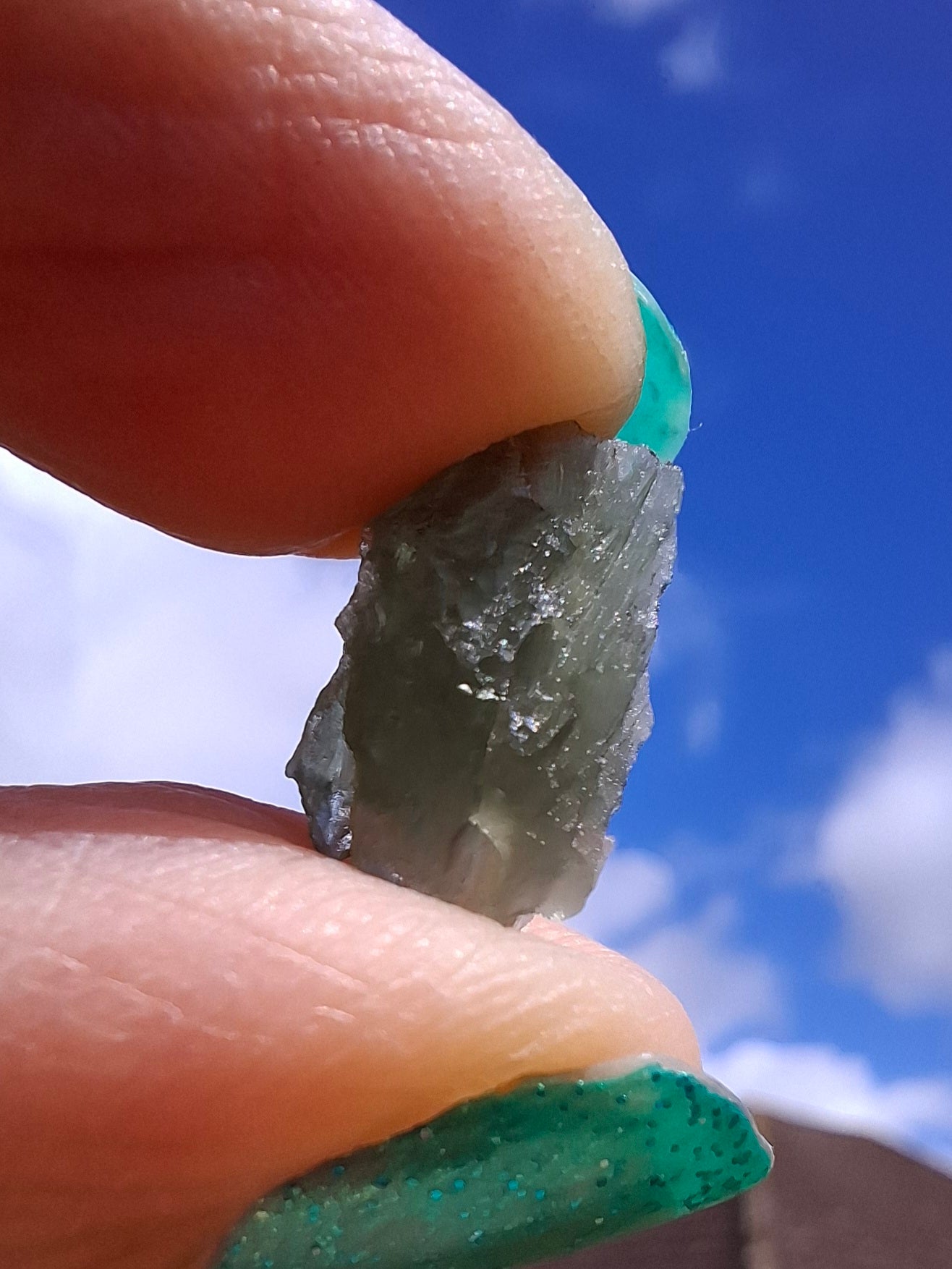 Moldavite Piece, 0.74g, Tektite (Ref: 1417)