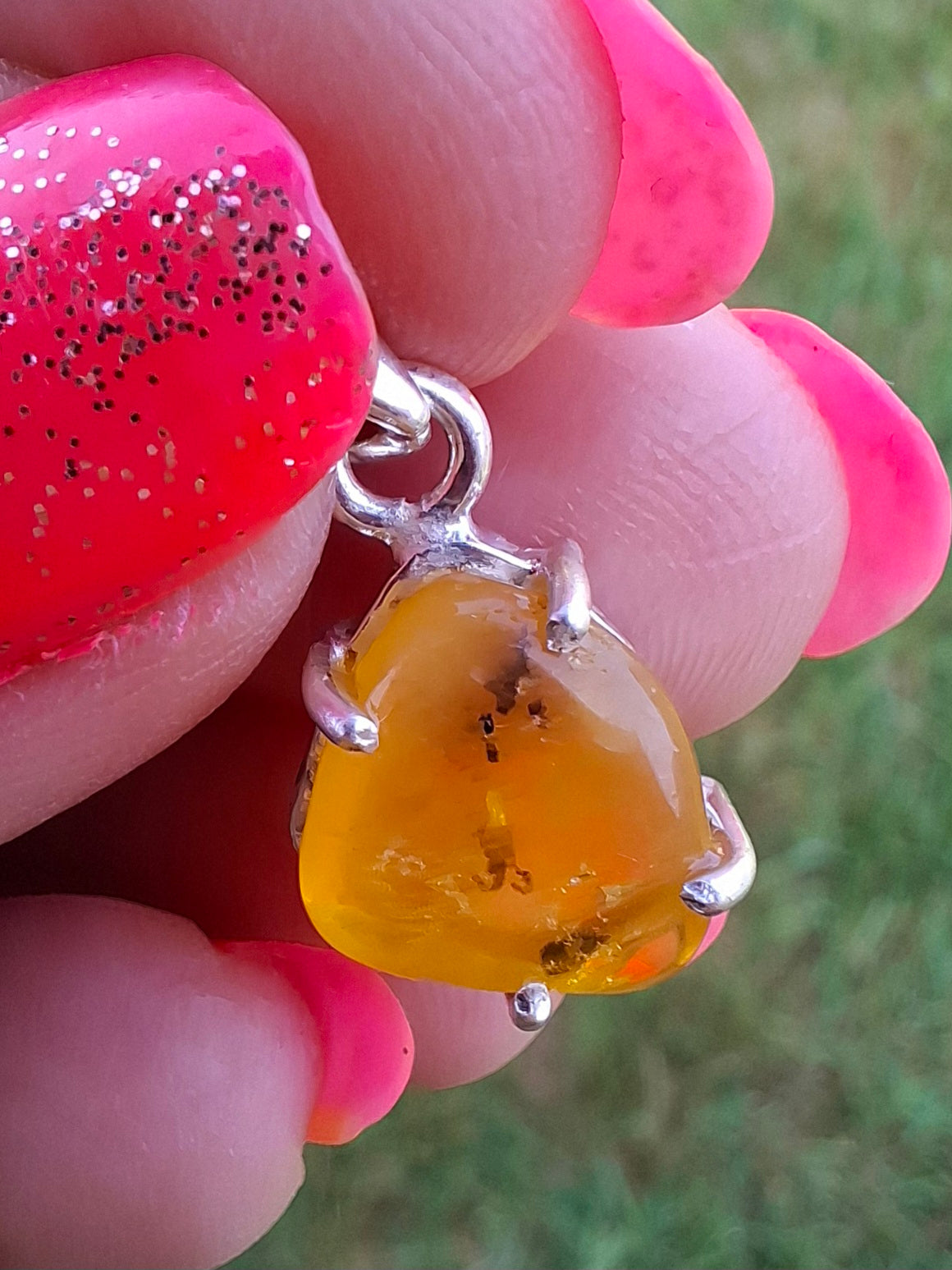 Baltic Amber Pendant, 925 Silver, Fossil (Ref: AP20)
