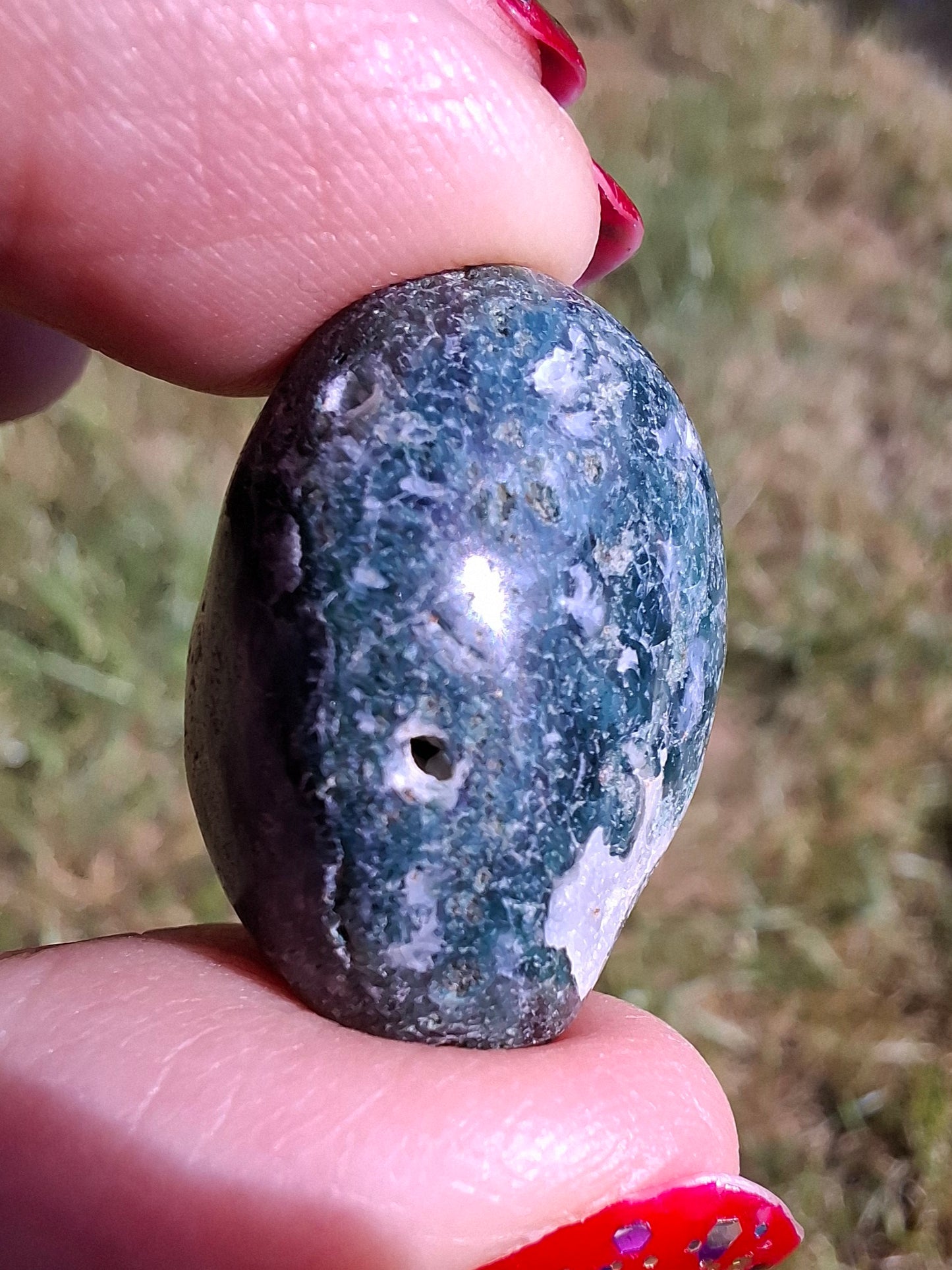 Green Moss Agate, Tumble Stone, Crystal (Ref: T170)