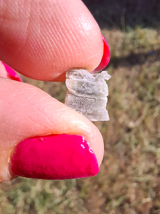 Moldavite Piece, SNOWFLAKE, FROSTED, BRUSNA, 0.36g, Tektite (Ref: 1506)
