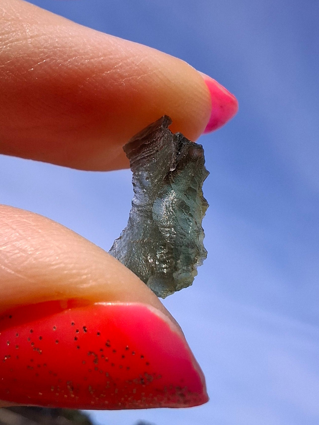 Moldavite Piece, 0.69g, Tektite (Ref: 1486)