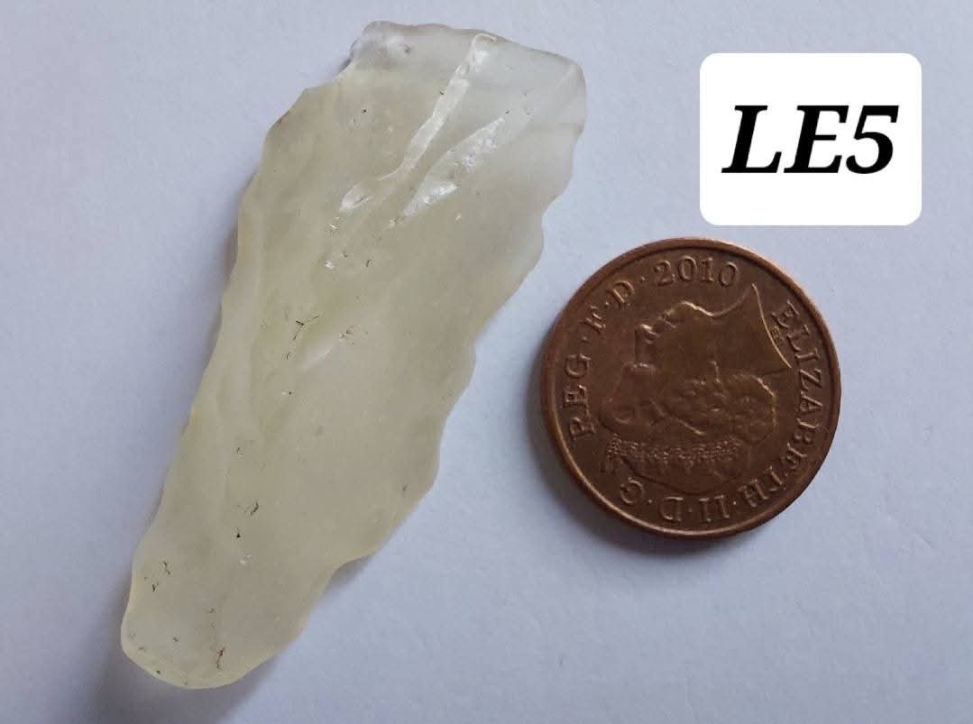 Libyan Desert Glass Piece, 7.46g, Tektite (Ref: LE5)