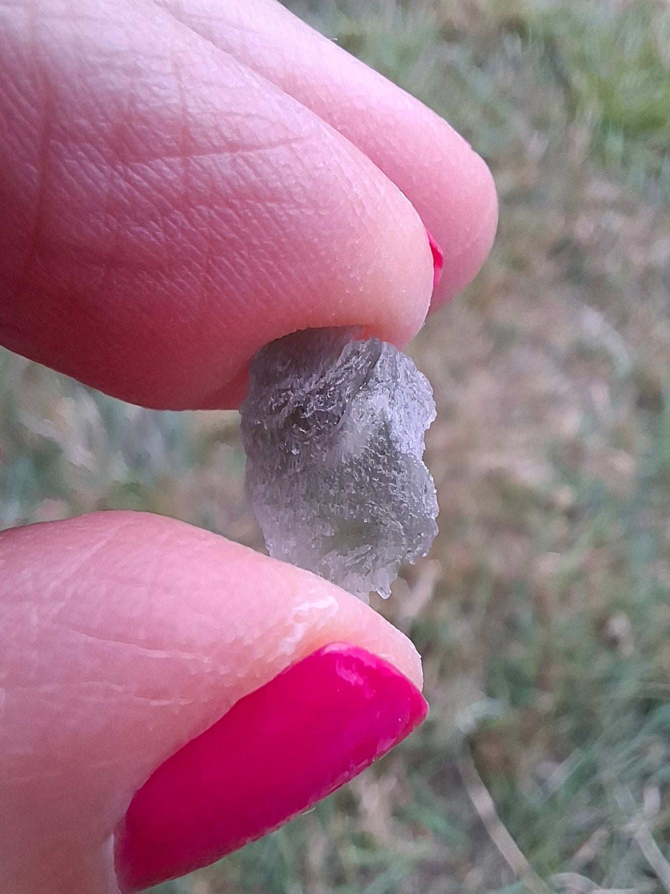 Moldavite Piece, SNOWFLAKE, FROSTED, BRUSNA, 0.50g, Tektite (Ref: 1498)