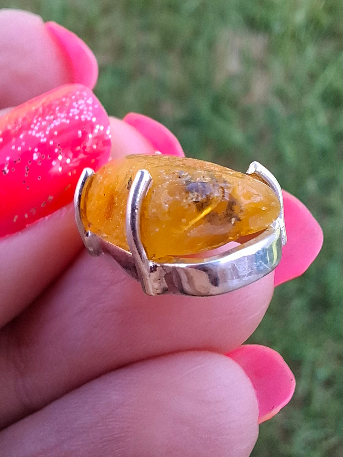 Baltic Amber Pendant, 925 Silver, Fossil (Ref: AP8)