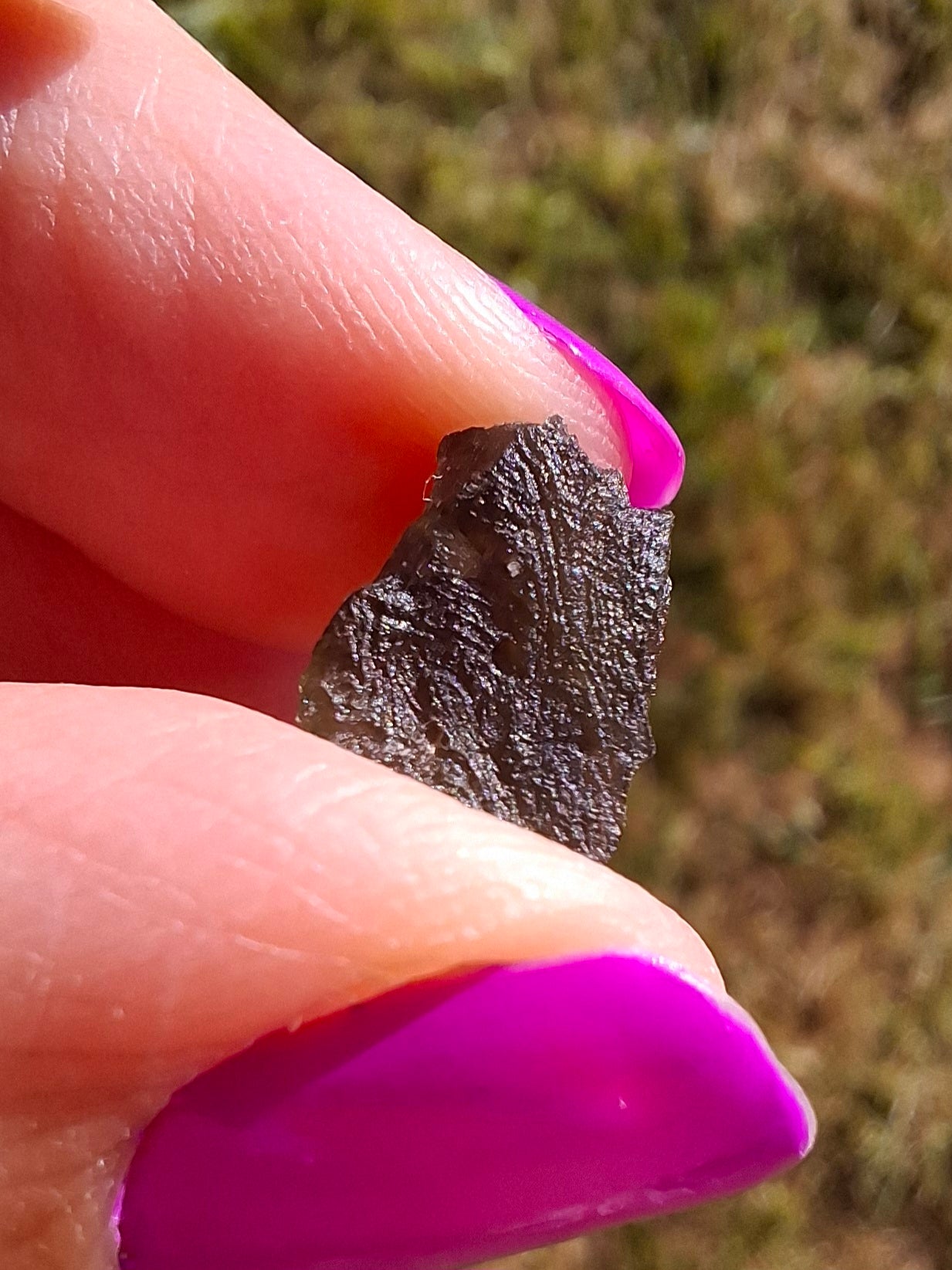 Moldavite Piece, 0.72g, Tektite (Ref: 1443)
