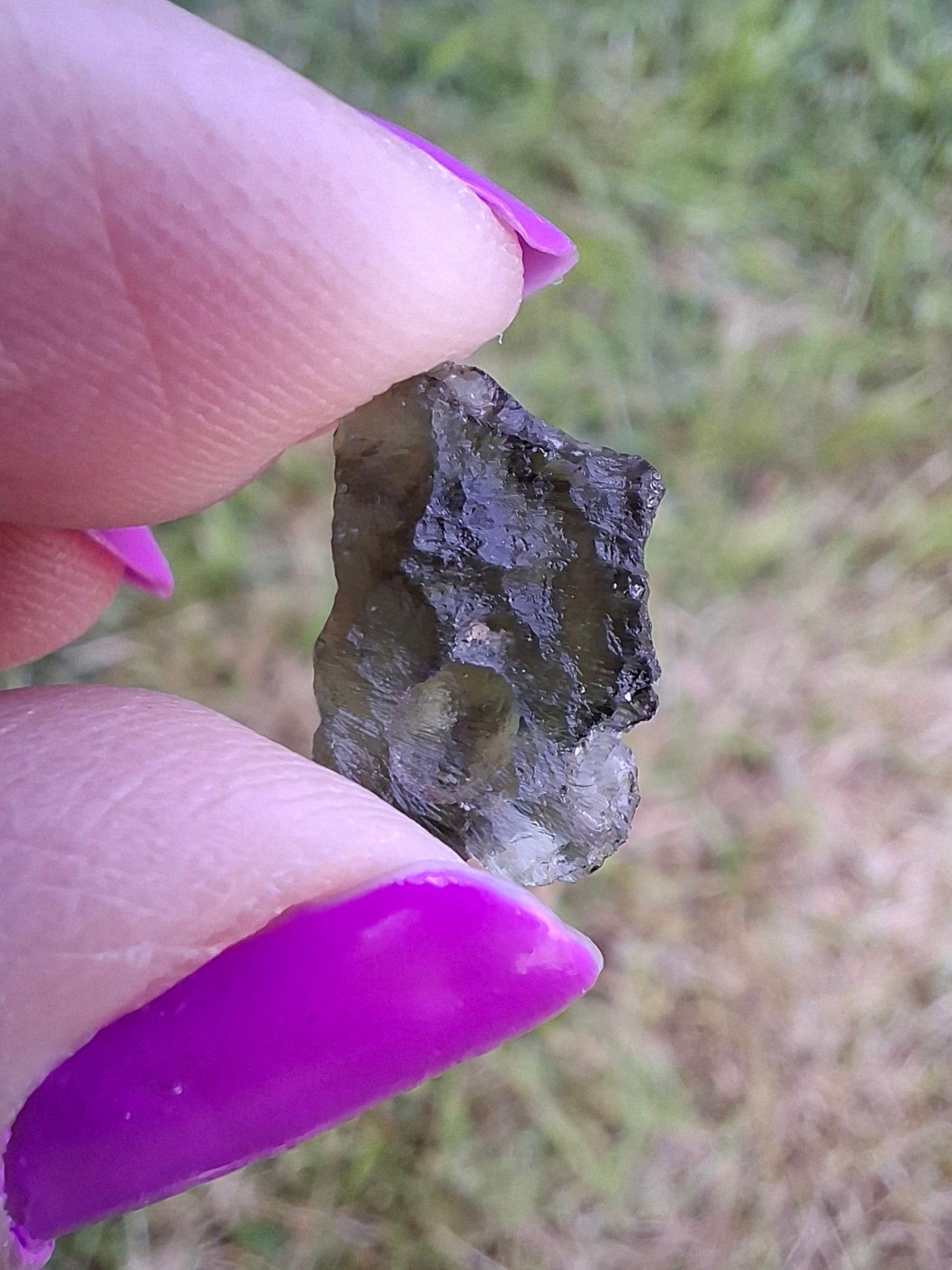 Moldavite Piece, 0.82g, Tektite (Ref: 1454)