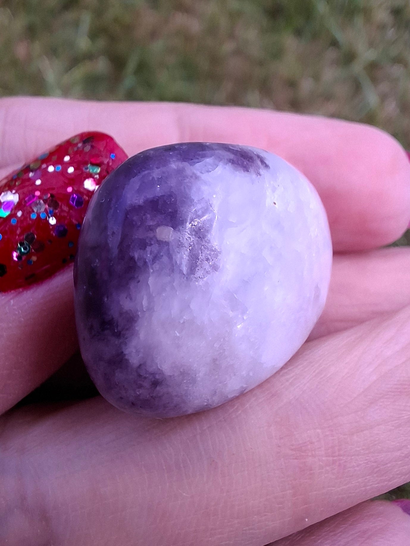 Lepidolite, Tumble Stone, Crystal (Ref: T122)