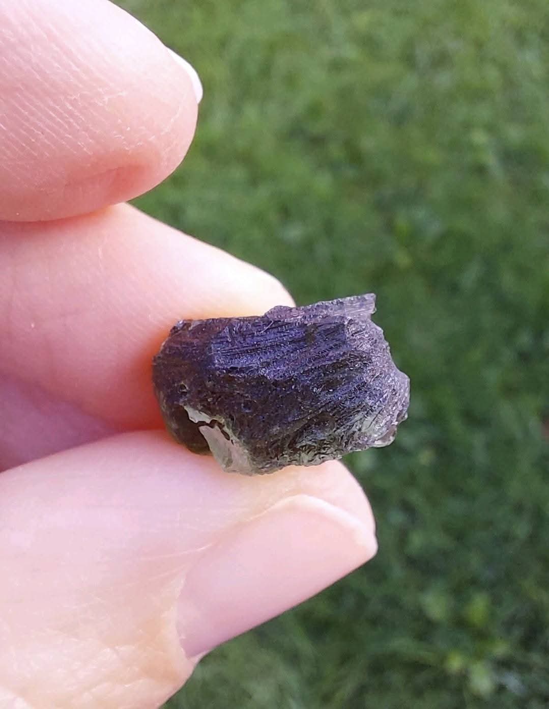 Moldavite Piece, 2.05g. Tektite (Ref: 912)
