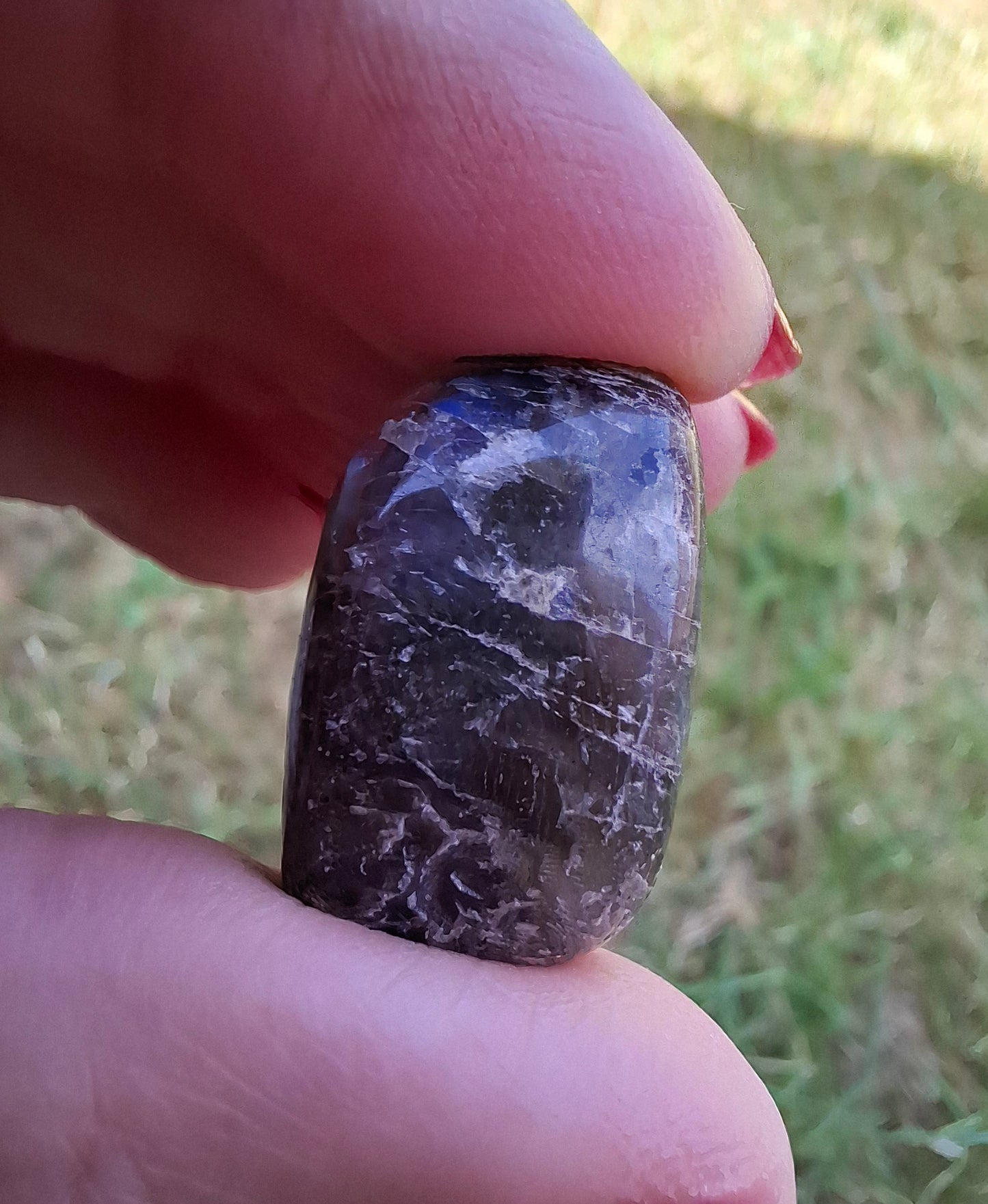 Labradorite, Tumble Stone, Crystal (Ref: T211)